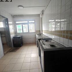 Blk 830 Jurong West Street 81 (Jurong West), HDB Executive #575057371